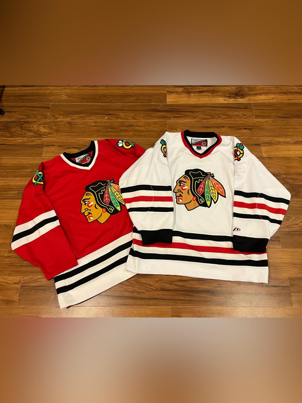 🔥🏒 2 Vintage 90’s Chicago Blackhawks NHL Hockey Jerseys - Large/XL - NEW no tags